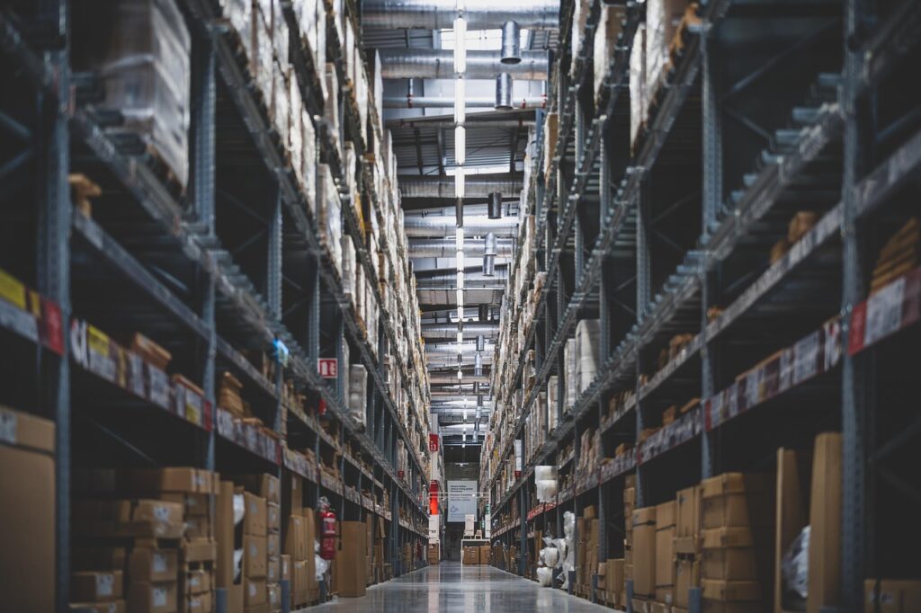 Jak działa magazyn e-commerce, który nadąża za sprzedażą?